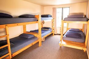 Dusky Lodge - Hostel