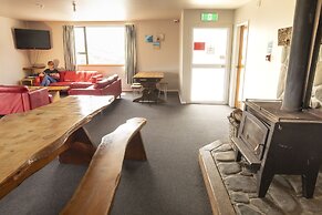 Dusky Lodge - Hostel