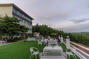 Na Loei Boutique Resort Hotel