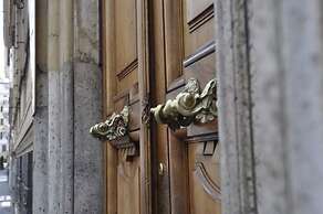 Place 24 Suites & Wellness