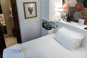 Navona Central Suites