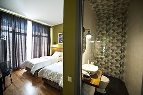 Hotel 27