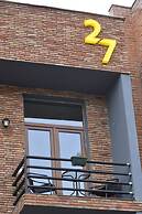 Hotel 27
