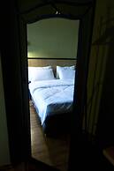 Hotel 27