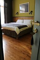 Hotel 27
