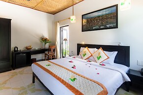 Green Grass Land Villa