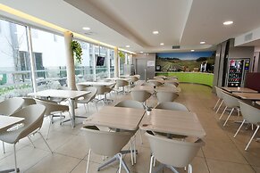 Appart Hôtel Mer & Golf City Bordeaux - Bassins à Flot