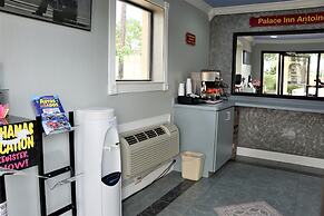 Palace Inn - Antoine