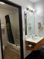 Buffalo Bill's Antlers Inn