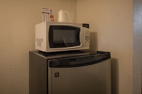 The Junction Hotel and Hostel