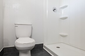 The Junction Hotel and Hostel