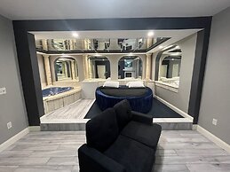 Gallery Holiday Motel