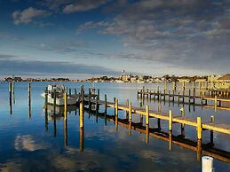 Ocracoke Harbor Inn