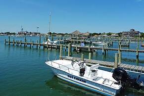 Ocracoke Harbor Inn