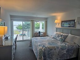 Ocracoke Harbor Inn