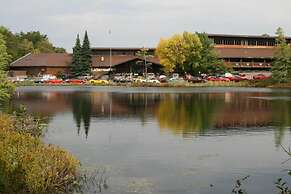 Lakewoods Resort & Lodge