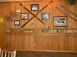 Lakewoods Resort & Lodge