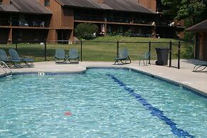 Lakewoods Resort & Lodge