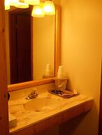 Lakewoods Resort & Lodge