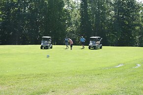 Lakewoods Resort & Lodge