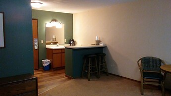 Lakewoods Resort & Lodge