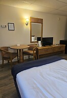 Otter Creek Inn