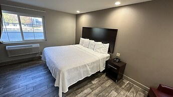 Red Roof Inn Hayward