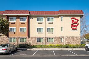Red Roof Inn Hayward