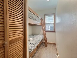 Lighthouse View Oceanfront Lodging