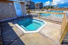 Lighthouse View Oceanfront Lodging