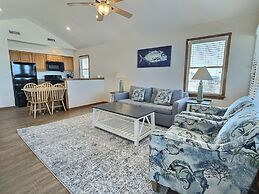 Lighthouse View Oceanfront Lodging