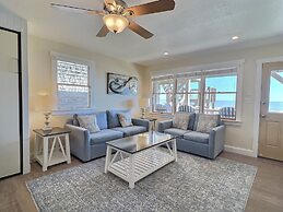 Lighthouse View Oceanfront Lodging