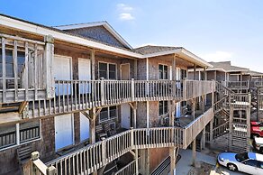 Lighthouse View Oceanfront Lodging