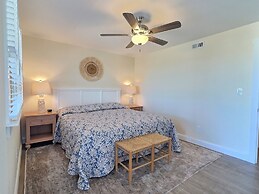 Lighthouse View Oceanfront Lodging