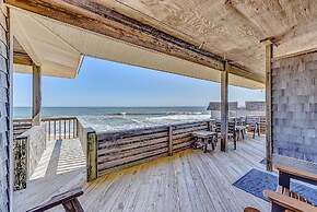 Lighthouse View Oceanfront Lodging