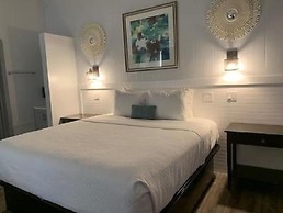 Outer Banks Motor Lodge