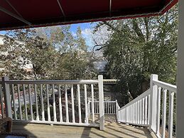 Front Street Inn