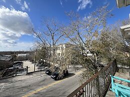 Front Street Inn