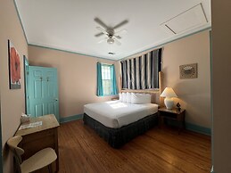 Front Street Inn
