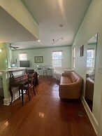 Front Street Inn