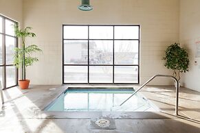 Benny's Colville Inn