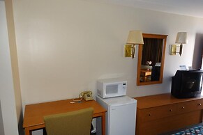 Colony Motel