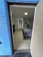 Antigua Motel by OYO Tampa US - 41