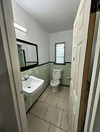 Antigua Motel by OYO Tampa US - 41