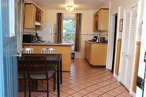 Maple Terrace Motel