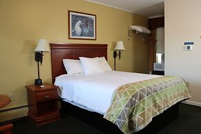 Maple Terrace Motel