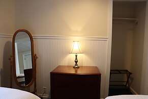 Maple Terrace Motel