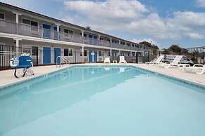 Days Inn by Wyndham Arroyo Grande/Pismo Beach