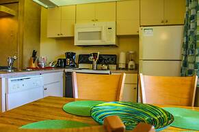 Hollywood Sands Resort