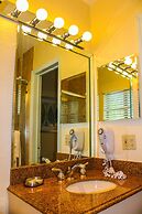 Hollywood Sands Resort